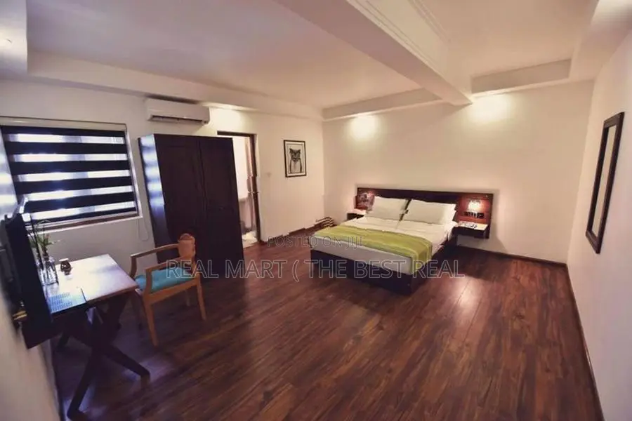 COLOMBO 03 : 14-AC-BR LUXURY HOUSE FOR RENT