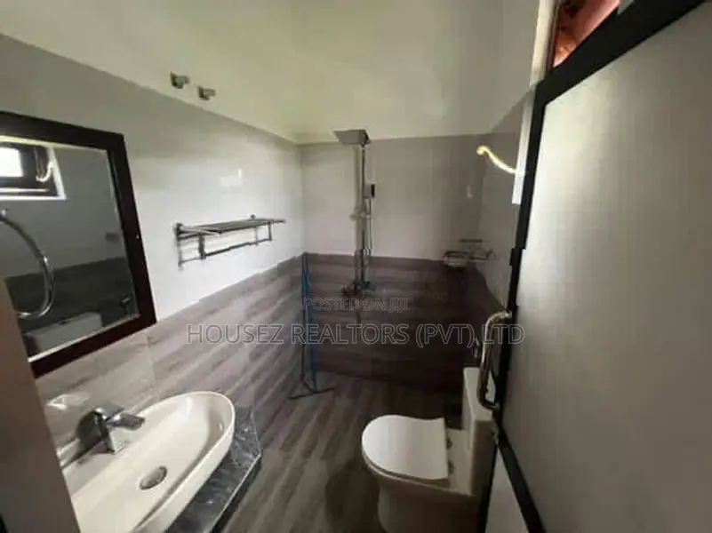 3-Storey House for Rent in Pinnaduwa, Down South