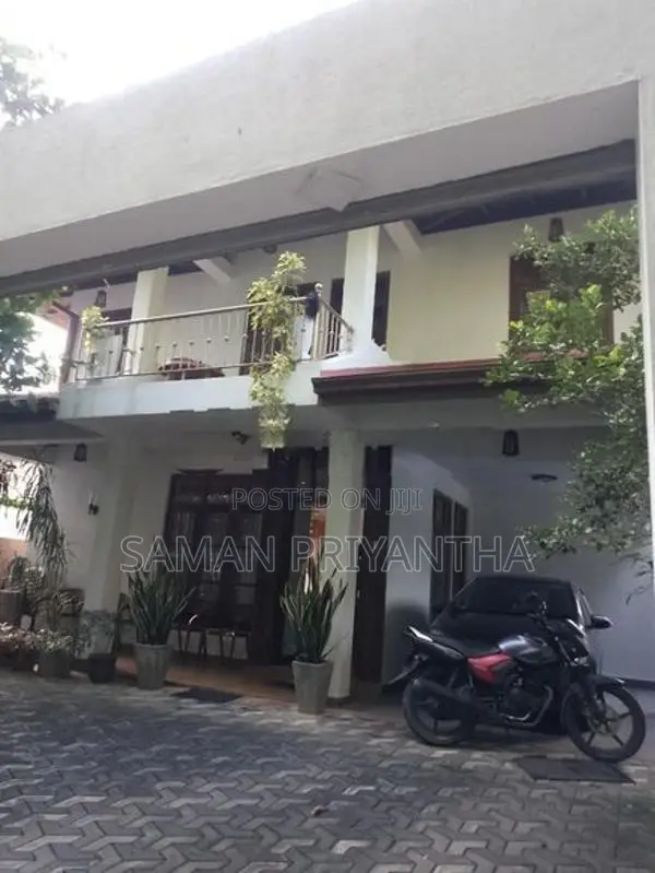 Modern, Luxury 2 Storey House For Sale Ratnapura