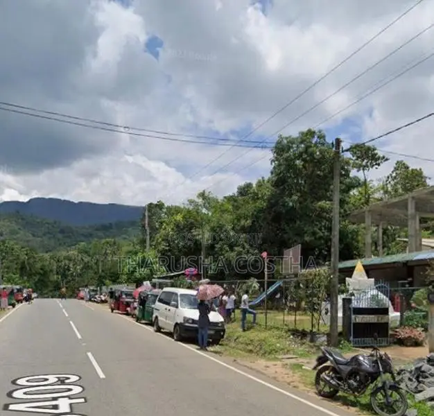 Land With Building For Sale Kurunegala