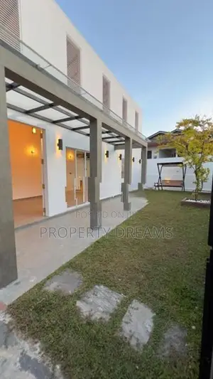 🌟 Stylish & Well-Maintained House for Sale