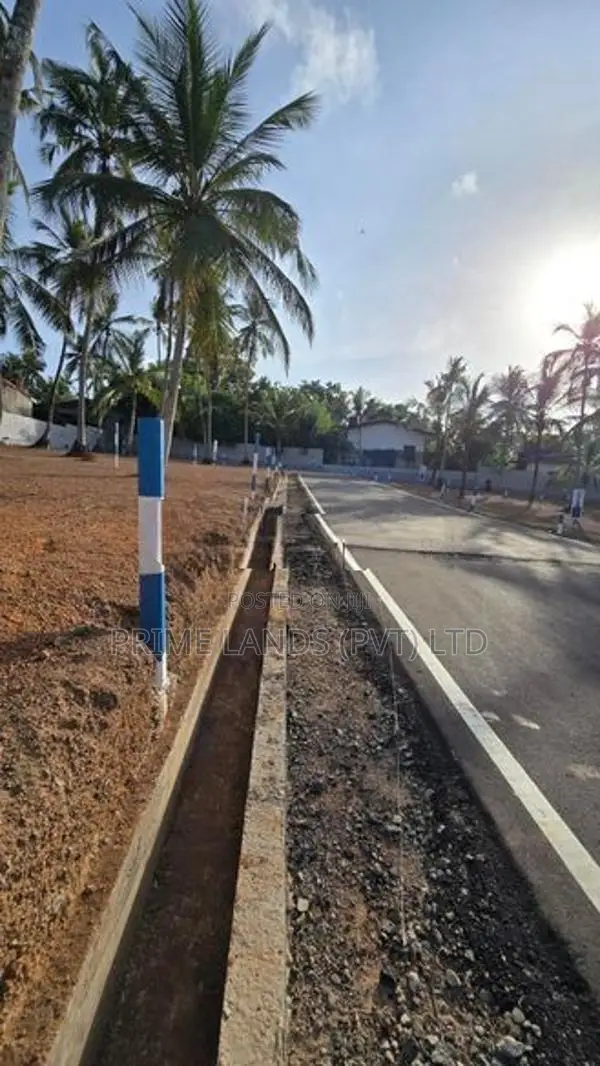 Residential Land for Sale Kandana