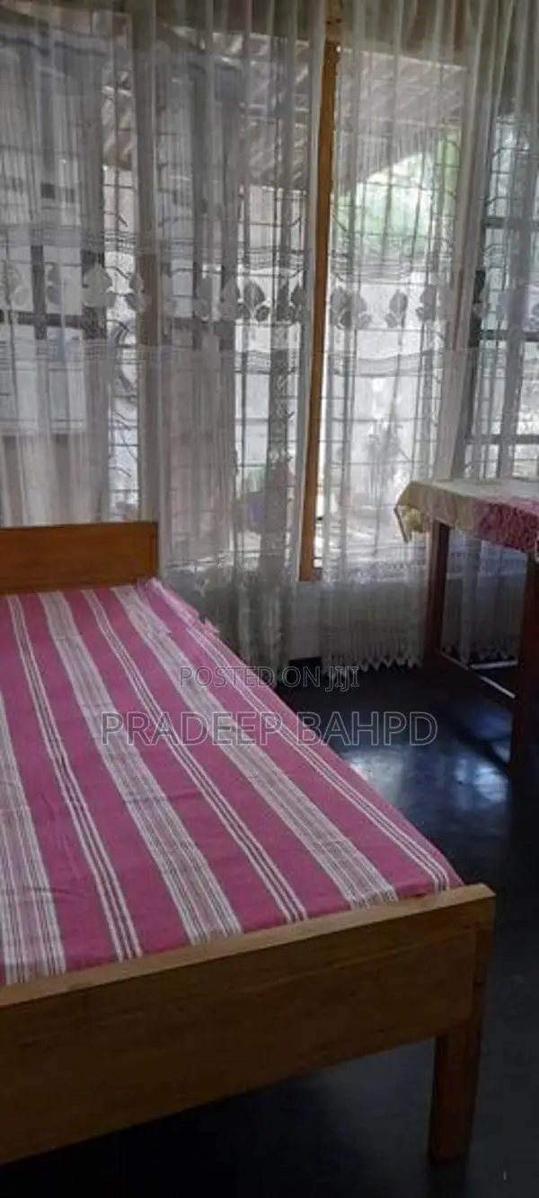Rent Rooms for Employed Boys Only Nugegoda