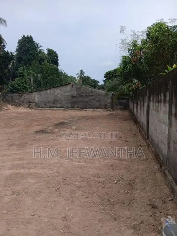Land for Sale in Gampaha City