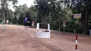 Land in Minuwangoda (oluwila)