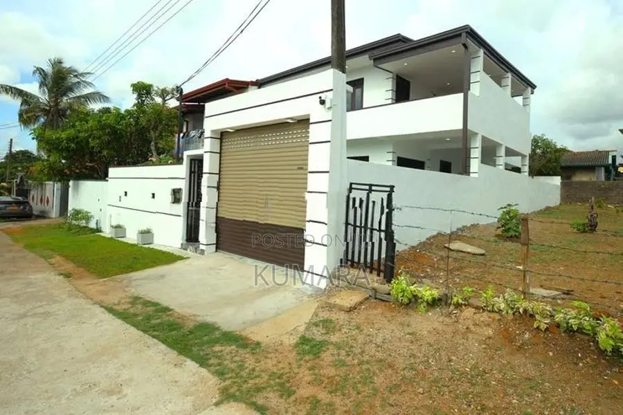 Newly built House for sale in Madapatha, Piliyandala