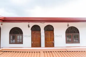 Spacious 7BR Dual-Access House in Navinna