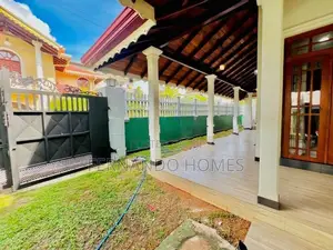 Bright Bed Rooms Upstairs Good House For Sale In Negombo