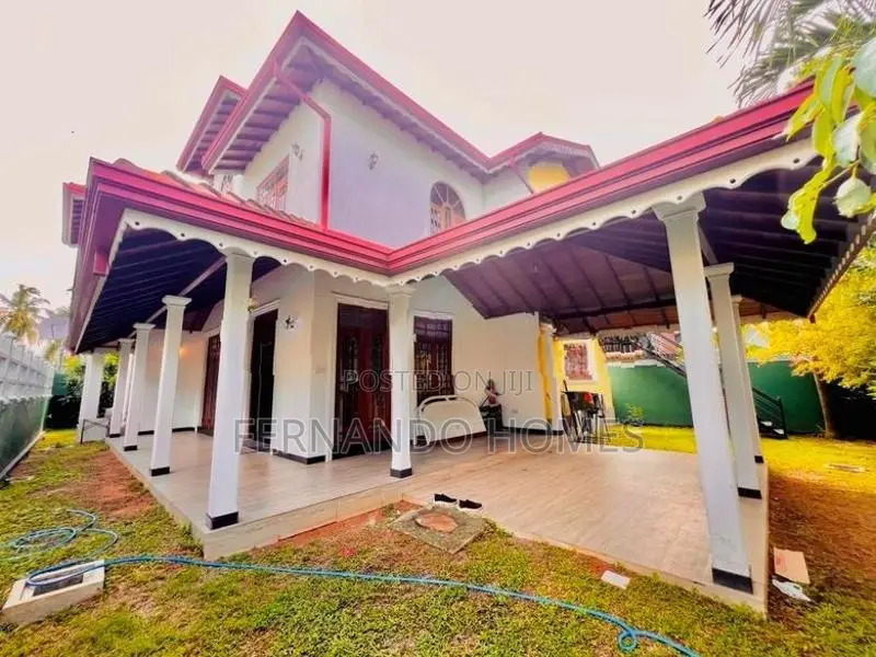 Bright Bed Rooms Upstairs Good House For Sale In Negombo