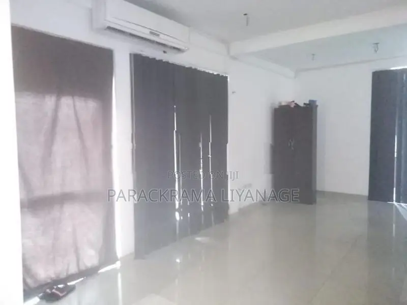 Building in Pipe Road, Koswatta for Rent
