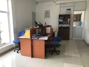 Building in Pipe Road, Koswatta for Rent