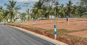 ගම්පහ දිස්ත්‍රික් ලේඛම් කාර්යාලයට යාබඳව බිම් කොටස් විකිණීමට