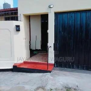 House for Sale in Ratmalana 200m to Galle Road