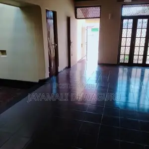 House for Sale in Ratmalana 200m to Galle Road