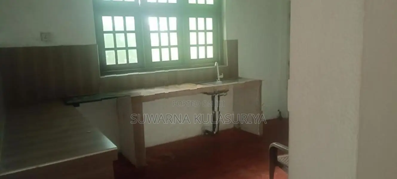 නිවස කුලියට දීම පානදුර