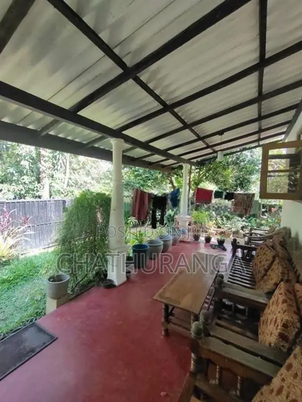 House Sale Near Highway Entrance Kadawatha
