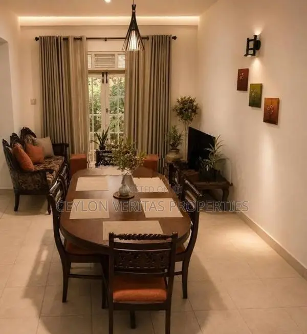 4 BR House for Sale in Wellampitiya