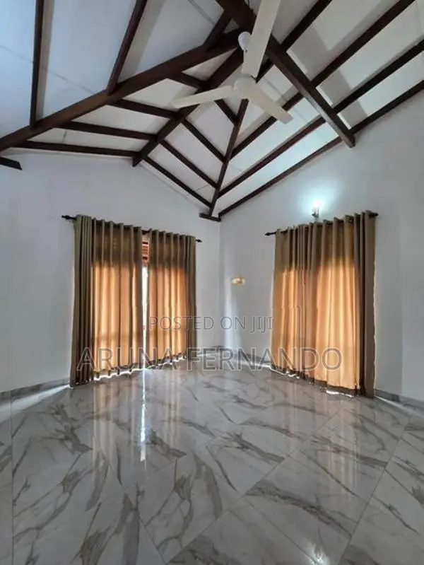 Two Story House For Rent In Panadura