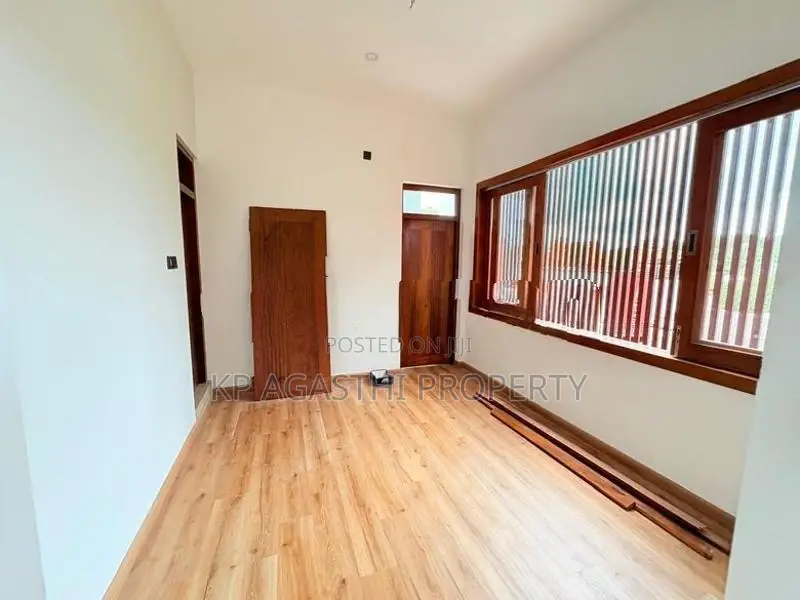 thalawathugoda city luxury house for sale