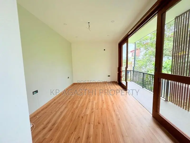 thalawathugoda city luxury house for sale