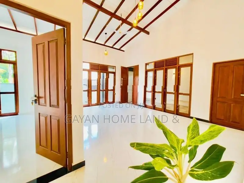 Brand New Single Storey Quality House For Sale In Kahathuduwa 21M