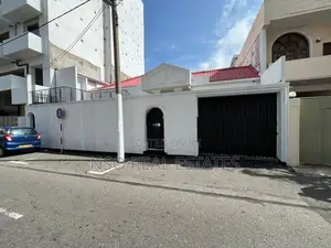 Prime 10.13 Perch Property with 5BR House for Sale – Wellawatte