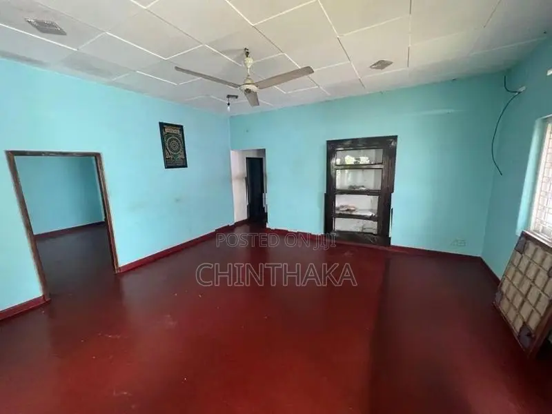 Land In Homagama Town With Two Houses