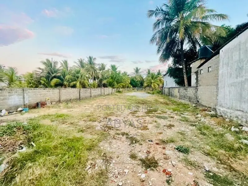 Land for Sale - Akkaraipattu