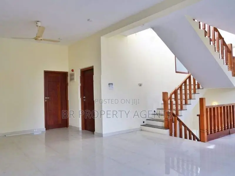 Luxury Two Storied House For Sale In Kalubowila, Dehiwala
