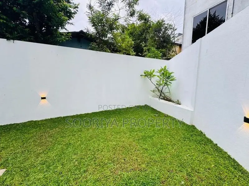 2 Story Beautiful Brand New Luxury House for Sale in Piliyandala