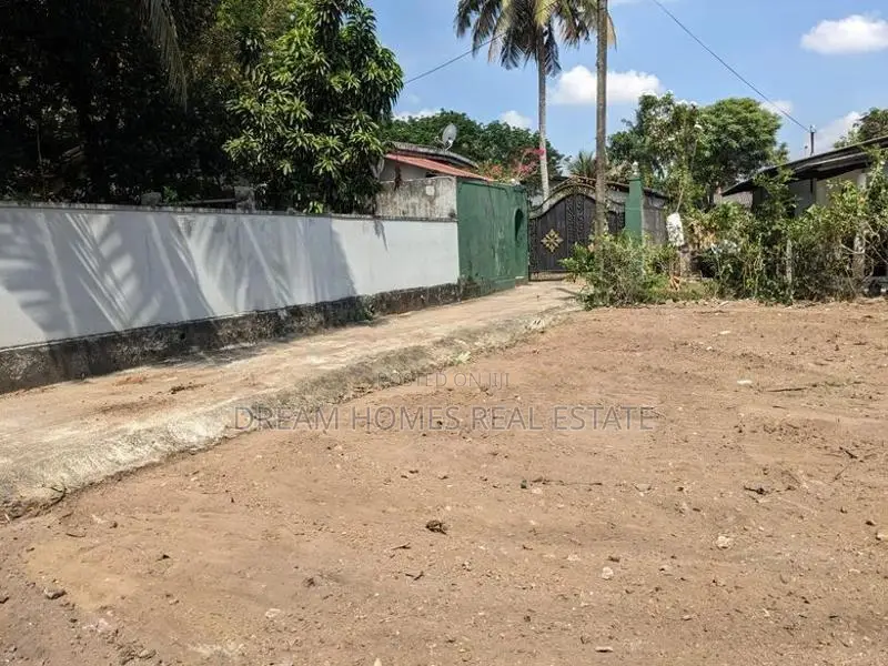12.56 Perches Land for Sale – Moratuwahena Road, Athurugiriya