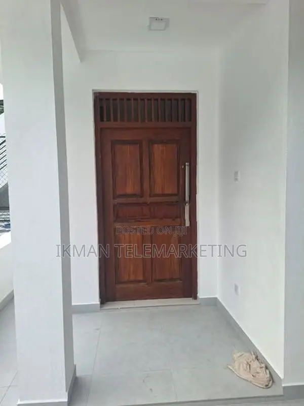 Modern 3-Bedroom House for Rent Battaramulla