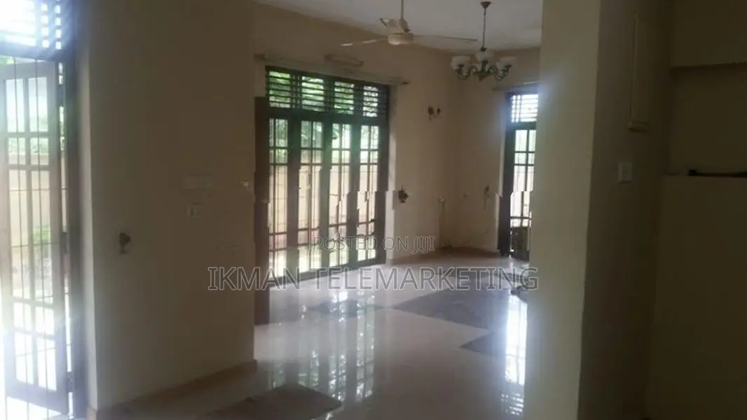 Spacious House for Rent in Mabola, Wattala