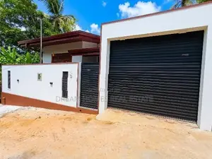 Brand new 3 Bed house - mattegoda