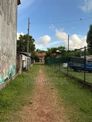 Land With House For Sale – Kandana, Hapugoda