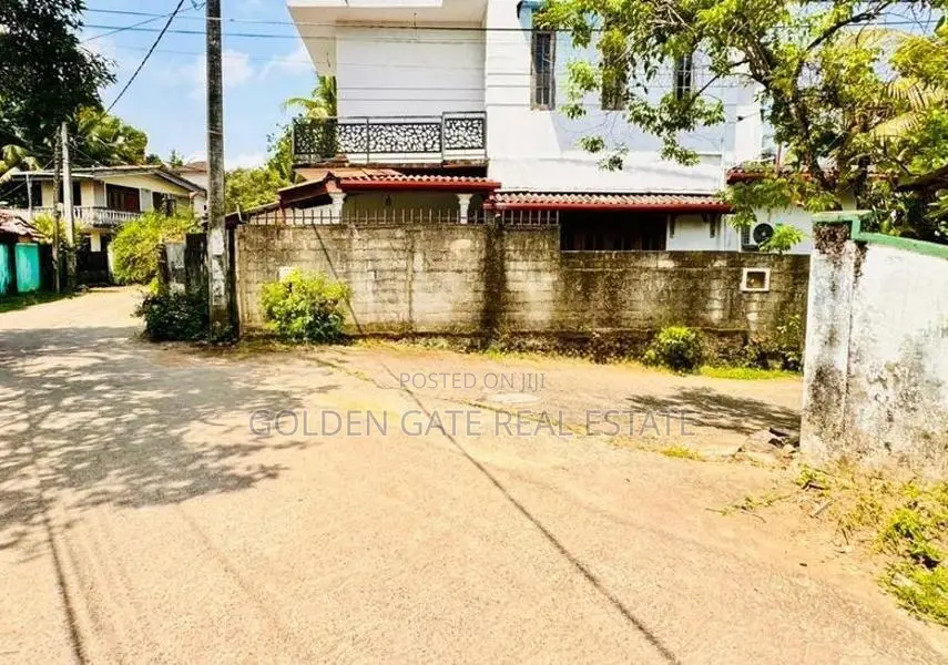 Perfect Residential Land for Sale in Ganemulla Road Kadawatha