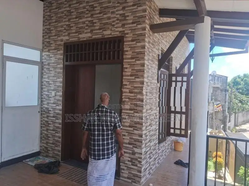 1st Floor 3 Bedroom House for Rent Dehiwala