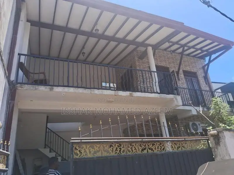 1st Floor 3 Bedroom House for Rent Dehiwala