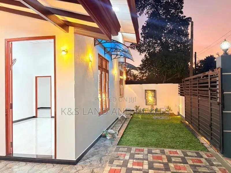 Brand New House For Sale in Naranwala