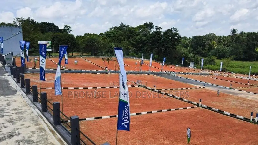 ඉඩමක් විකිණීමට අතුරුගිරිය Ariyana Resort Apartment එක ලගින්ම H37