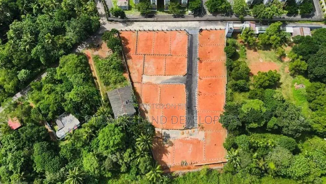 ඉඩමක් විකිණීමට අතුරුගිරිය Ariyana Resort Apartment එක ලගින්ම H37