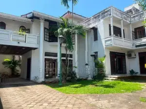 4-Bedroom House for Rent | Colombo 05