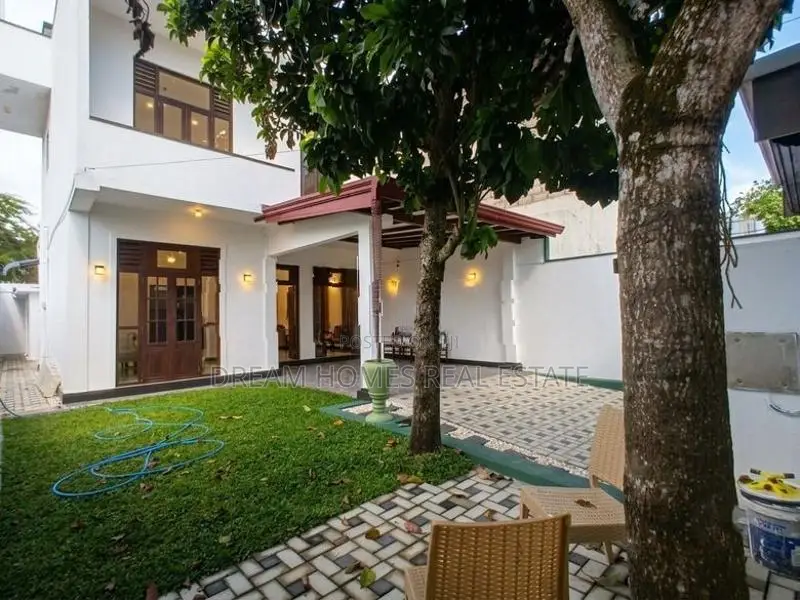 Modern Two-Storey House for Sale – Kesbewa, Piliyandala