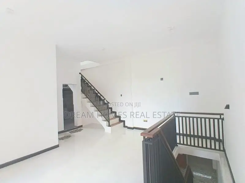 Modern Two-Storey House for Sale – Kesbewa, Piliyandala