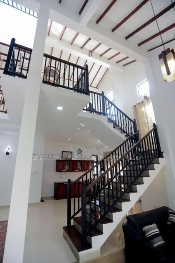 Fully Furnished 5BR House Near Ragama Hospital for Rent