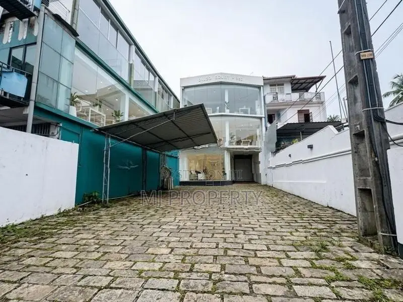 ( YC-1157) Valuable Commercial Building Space Rent in Malabe