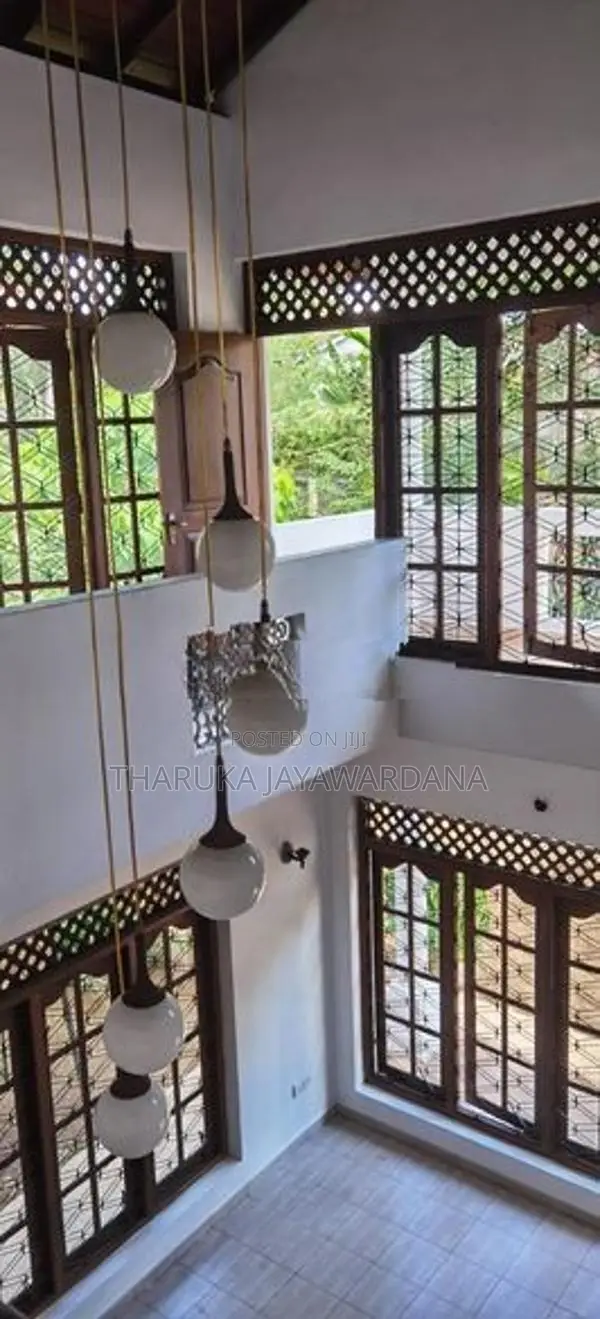 Twostory House for Rent Kesbewa