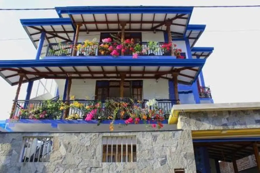 Rooms for Rent in Karapitiya