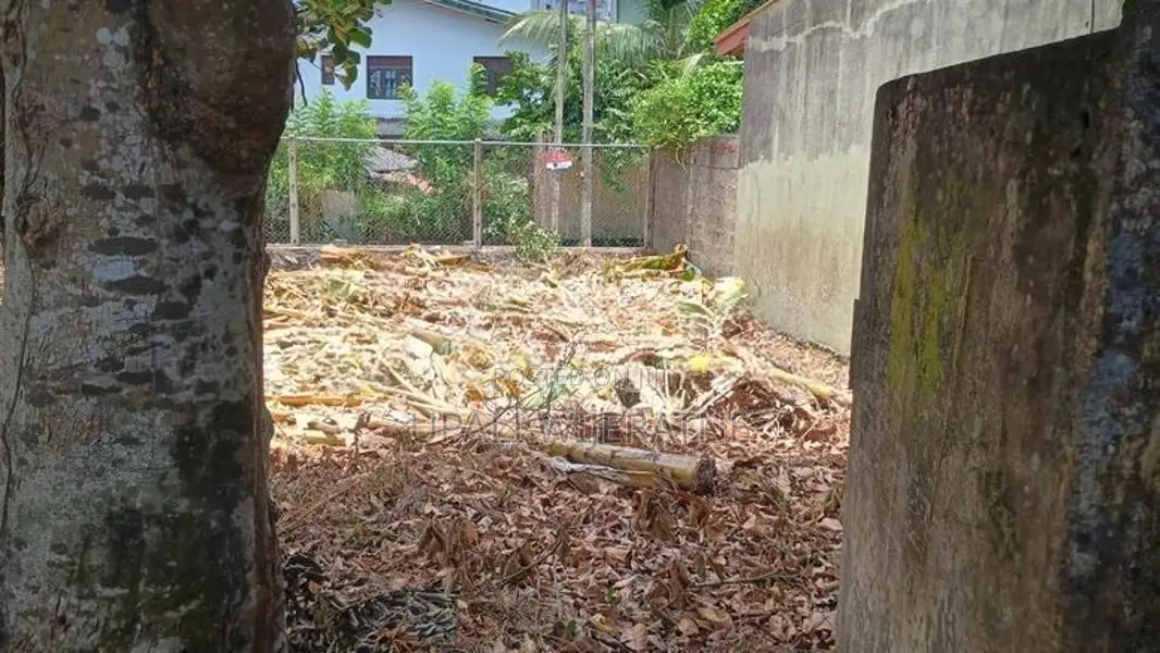 10.75 Perches Land for Sale in Suwarapola, Piliyandala