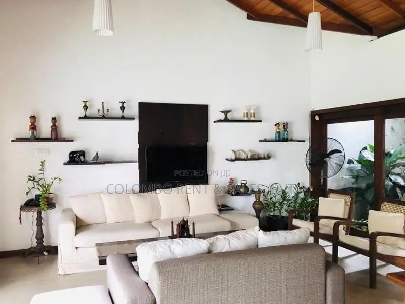 Luxury Furnished House for Rent in Colombo 5
